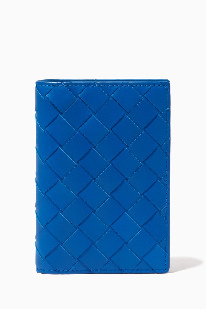 

Passport Holder in Intrecciato Calfskin, Blue