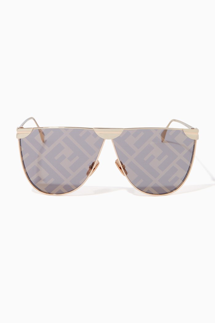 

D-Frame Sunglasses in Metal, Gold