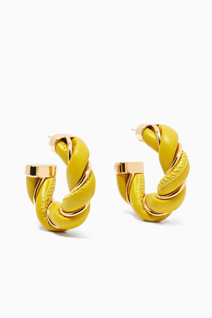 

Twist Hoop Earrings in 18kt Gold Plated Silver & Nappa