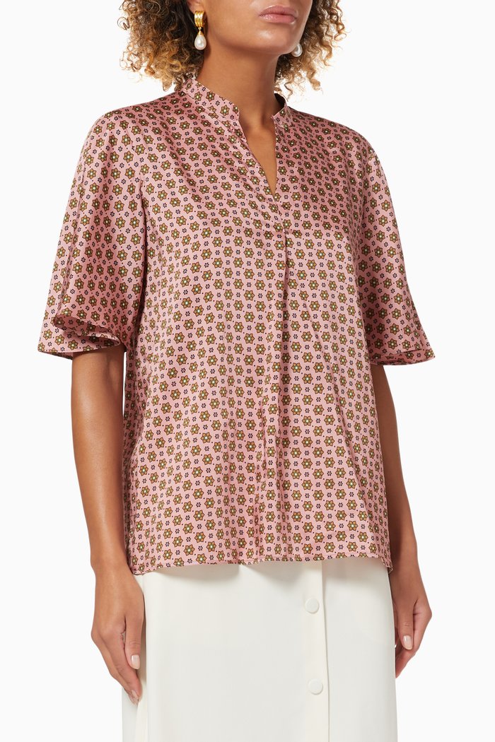 

Blouse with Flower Print in Satin, Pink