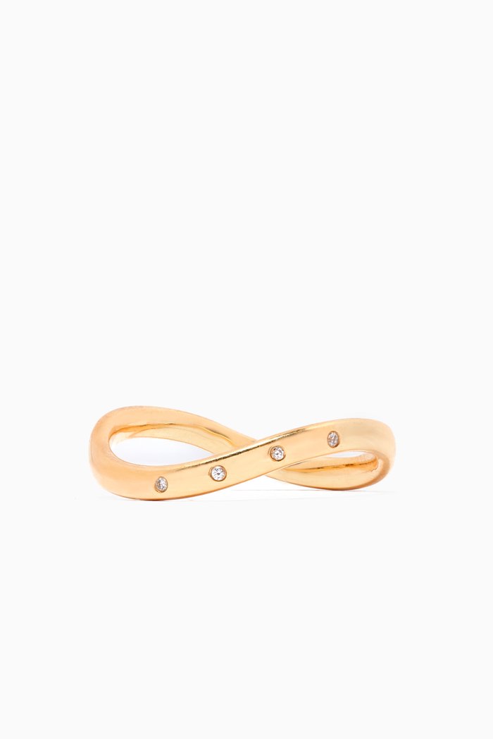 

Infinity Band Ring with Diamonds in 18kt Yellow Gold