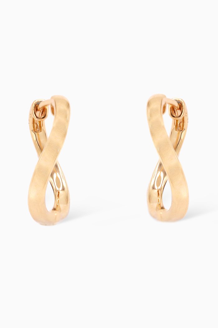 

Infinity Hoops in 18kt Yellow Gold