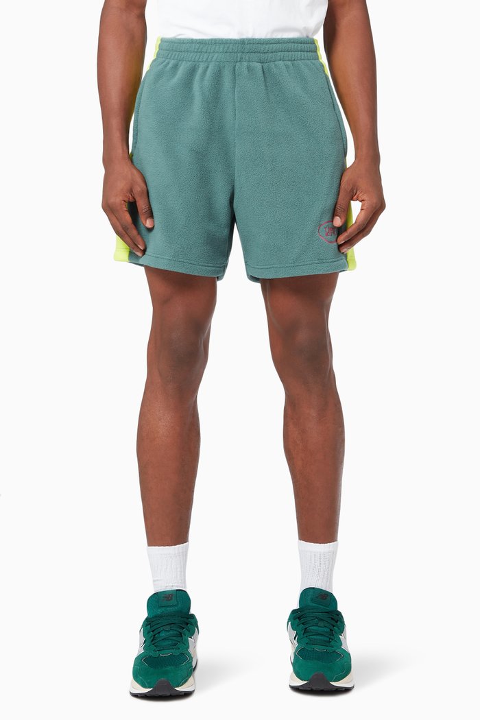

Logo Shorts in Fleece, Green