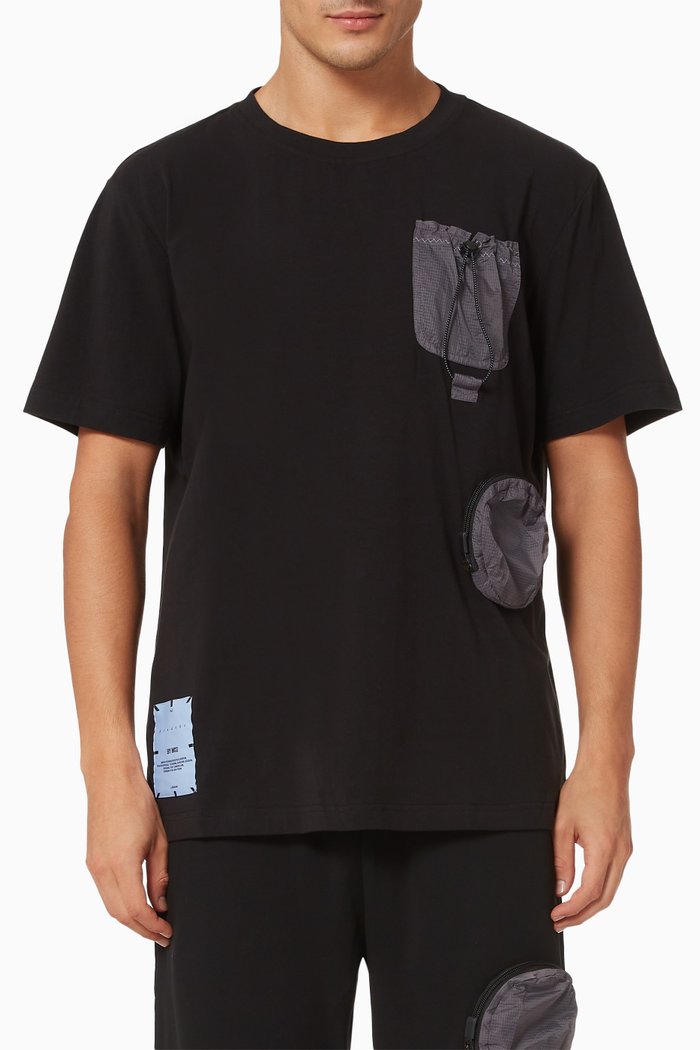 

Breathe Pocket T-shirt in Jersey & Nylon, Black