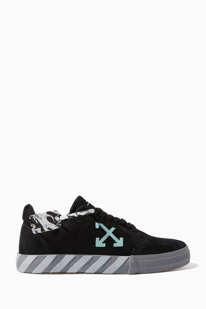 

Low Vulcanized Sneakers in Suede & Canvas, Black