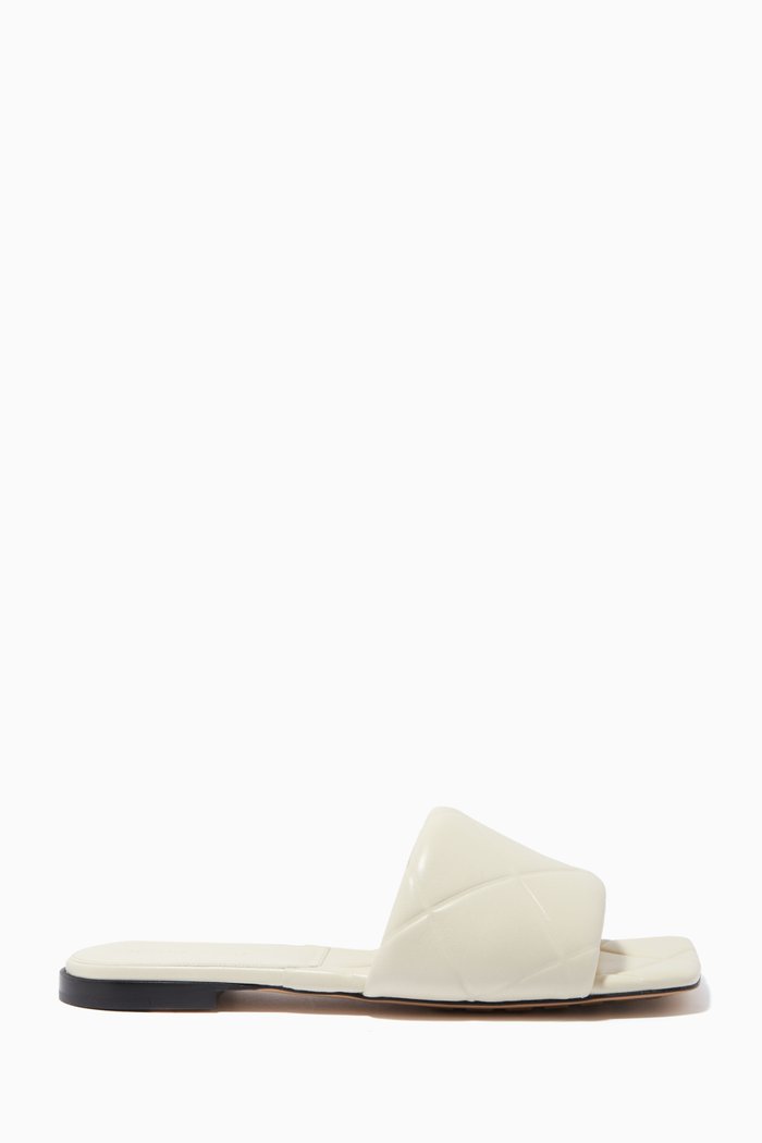 Lido Flat Sandals in Quilted Embossed Nappa, Neutral