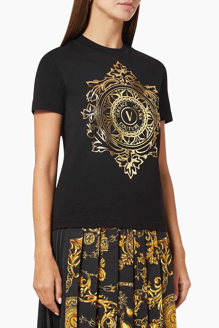 

V-emblem Leaf Print T-shirt in Cotton, Black