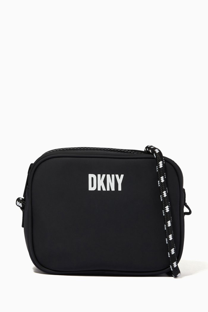 

Logo Shoulder Bag in Faux Leather, Black
