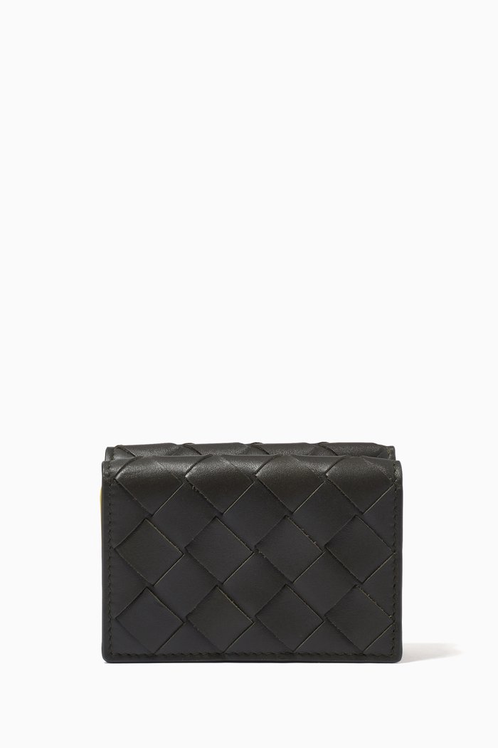 

Tri-fold Card Case in Intrecciato Calfskin, Green