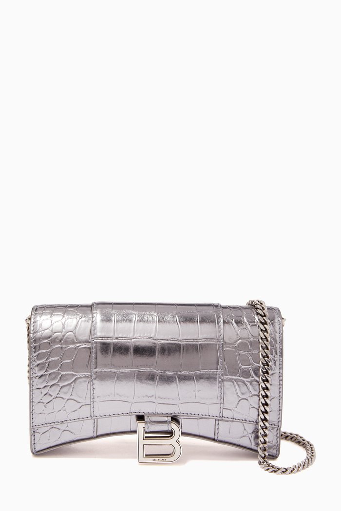 

Hourglass Wallet on Chain in Metallic Crocodile Embossed Calfskin, Silver