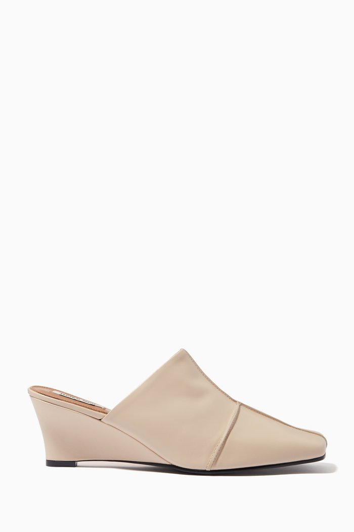 

Cross Wedge Mules in Leather, Neutral