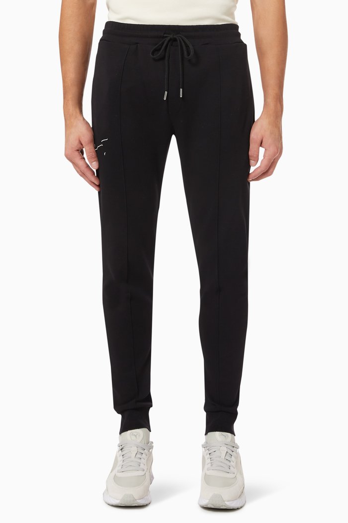

Signature Logo Slim Fit Joggers in Jersey, Black