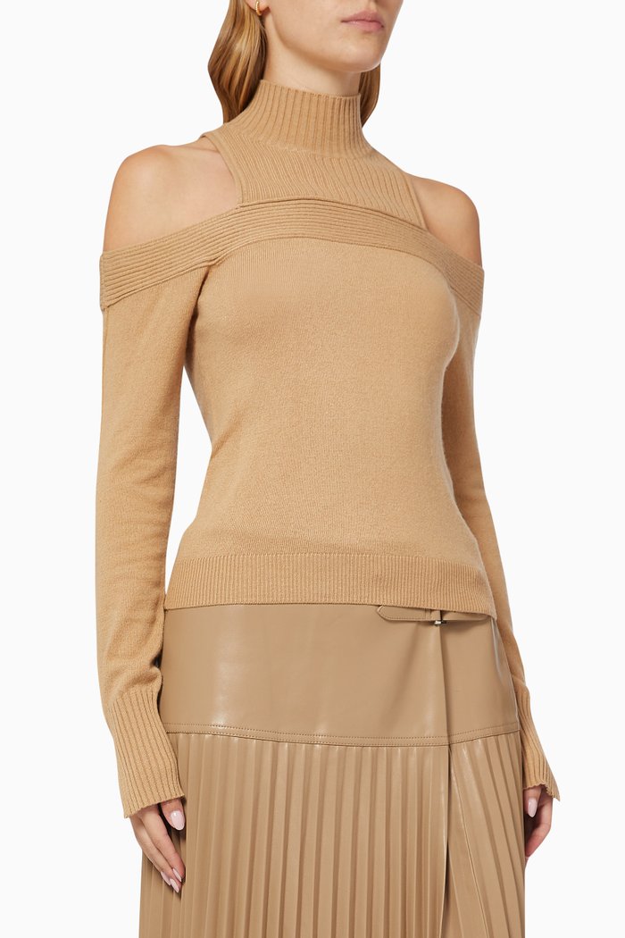

Gillian Off-shoulder Sweater in Knit, Neutral