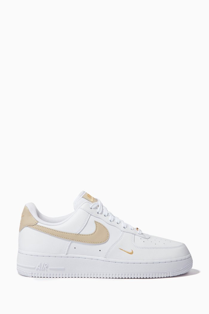 

Air Force 1 '07 Essential Sneakers in Leather, White