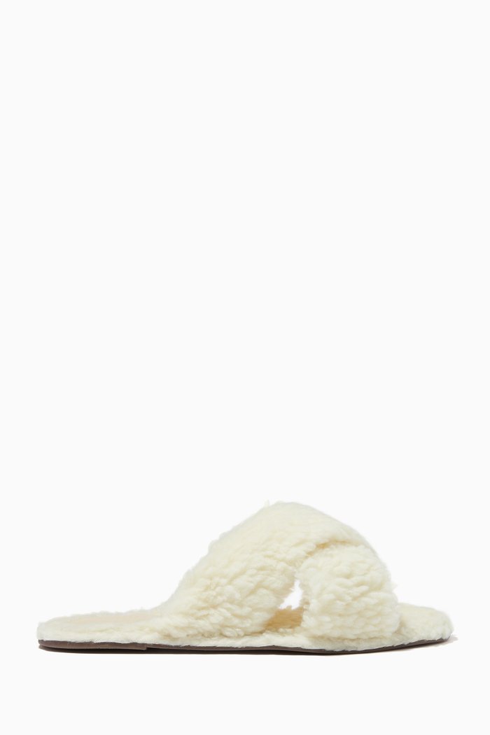 

Dynora Slippers in Faux Shearling, Neutral