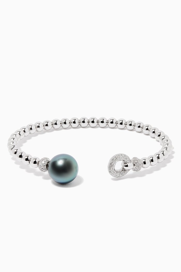

Pearl Bangle with Diamonds in 18kt White Gold, Silver