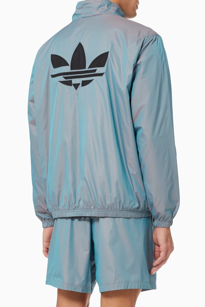 

adicolor Shattered Trefoil Track Jacket in Primegreen, Grey
