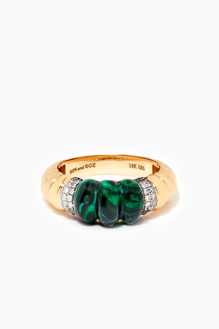 

Terra Ring with Malachite & Diamonds in 14kt Yellow Gold