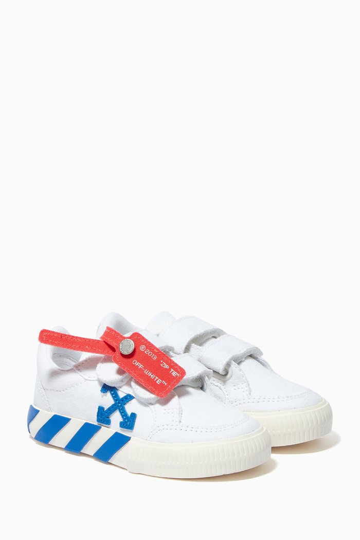 Low Vulcanized Sneakers in Calf Leather, White