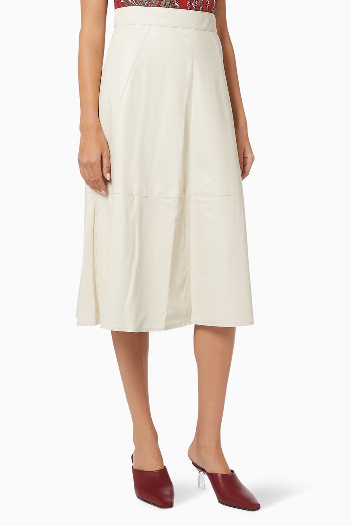 

Omelia Skirt in Faux Leather, Neutral