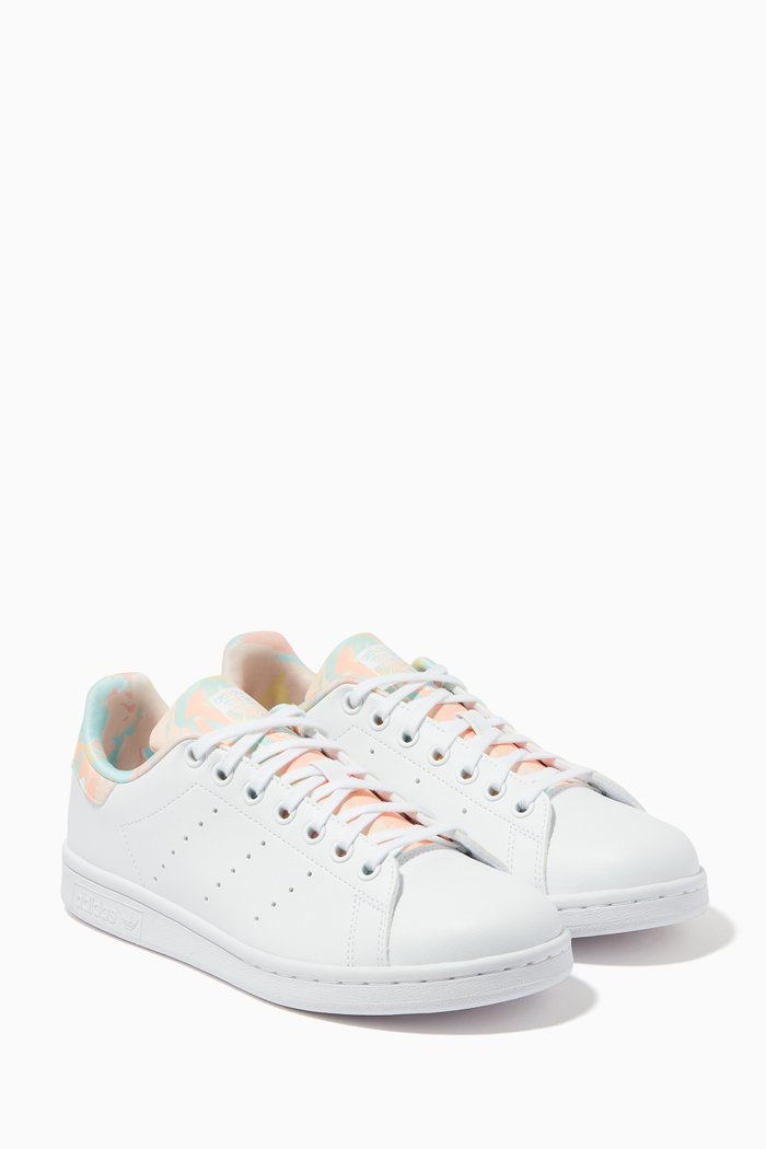 Stan Smith Sneakers in Recycled Primegreen, White