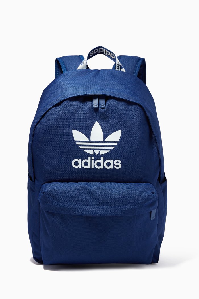 

Adicolour Classic Backpack in Recycled Primegreen, Blue