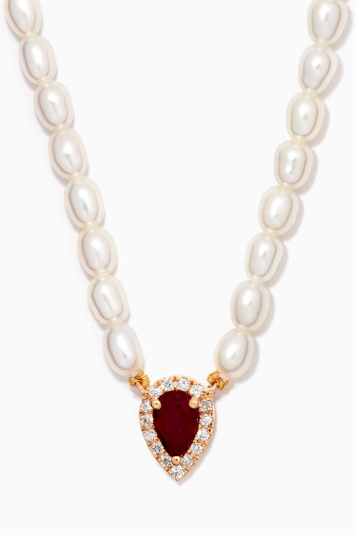 

Empress Pearls Necklace with Ruby & Diamonds in 18kt Yellow Gold