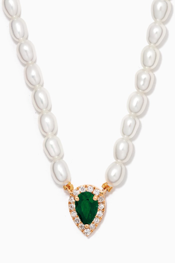 Empress Pearls Necklace with Emerald & Diamonds in 18kt Yellow Gold
