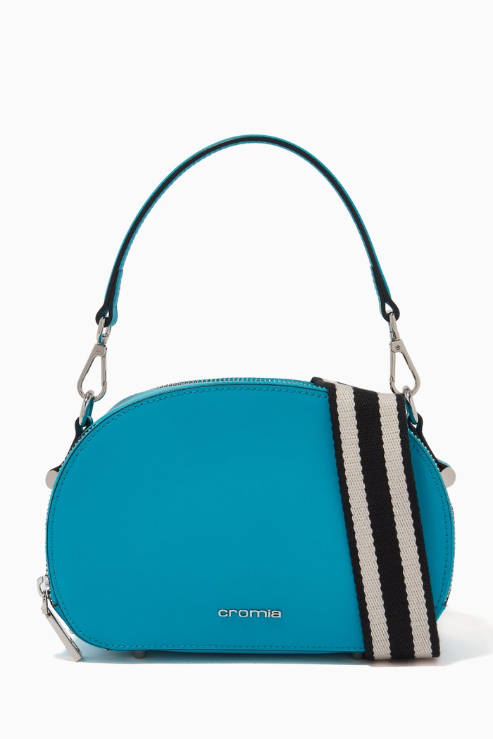 

Perla Oval Bag in Calfskin Leather, Blue