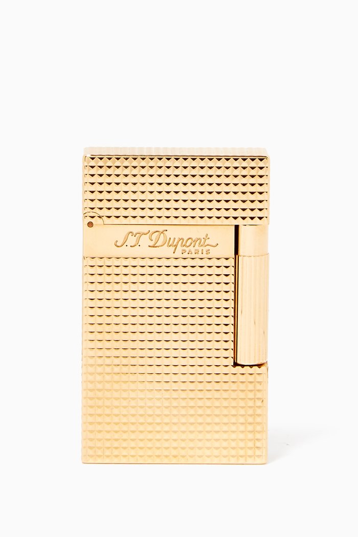 

Ligne 2 Engraved Lighter in Yellow Gold Finish