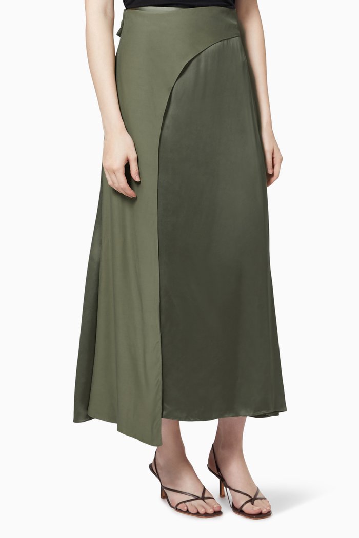

Axial Bias Midi Skirt in Satin, Green