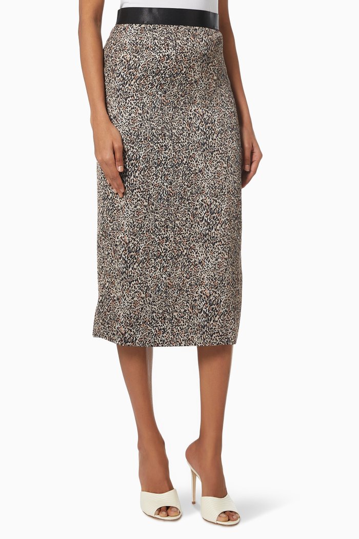 

Midi Skirt in Leopard Lynx Crepe, Pink