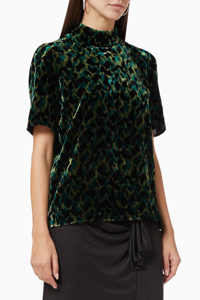 

Panther Printed Top in Velvet, Green