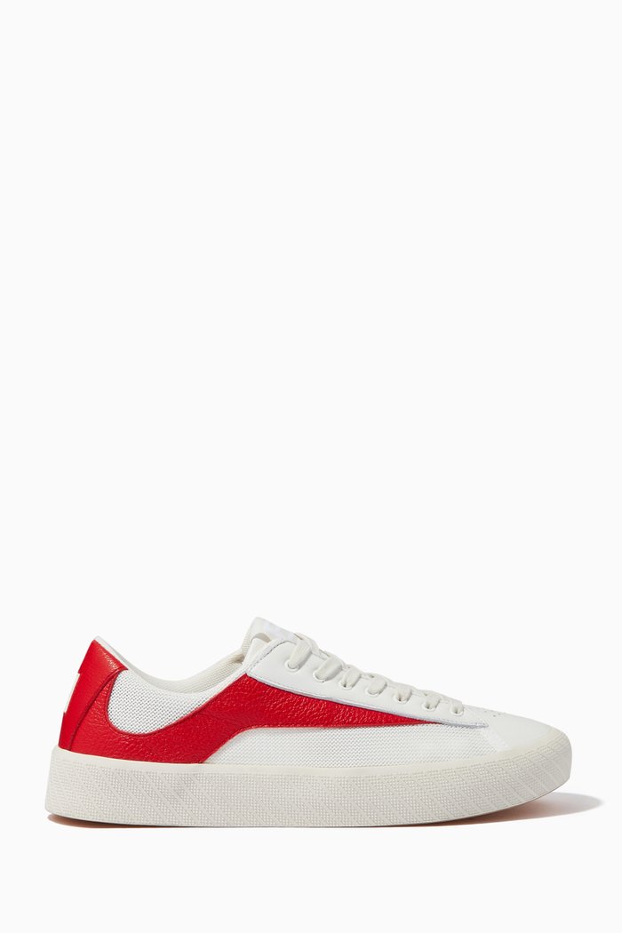 

Rodina Sneakers in Grained Leather, Red