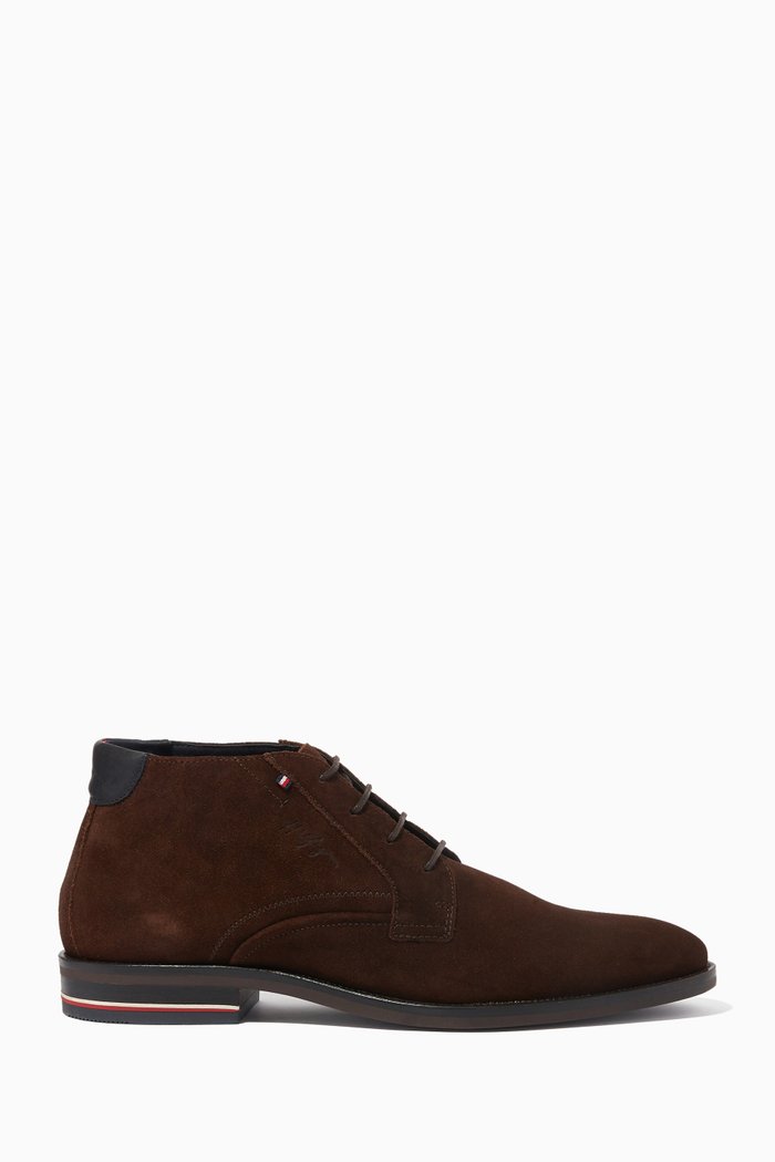 

Signature Boots in Suede, Brown