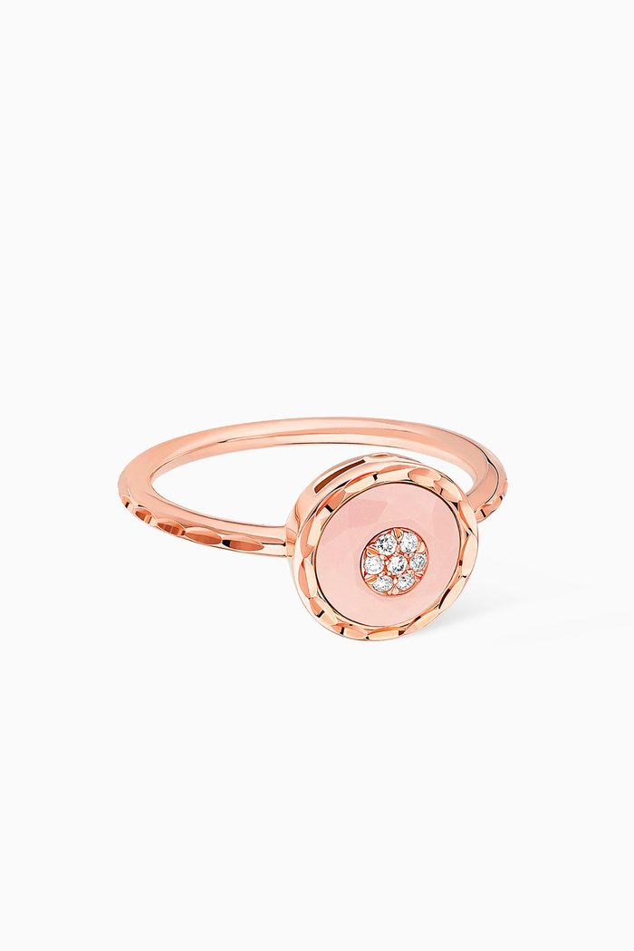 

Saint-Petersbourg Ring with Pink Coral & Diamonds in 18kt Rose Gold