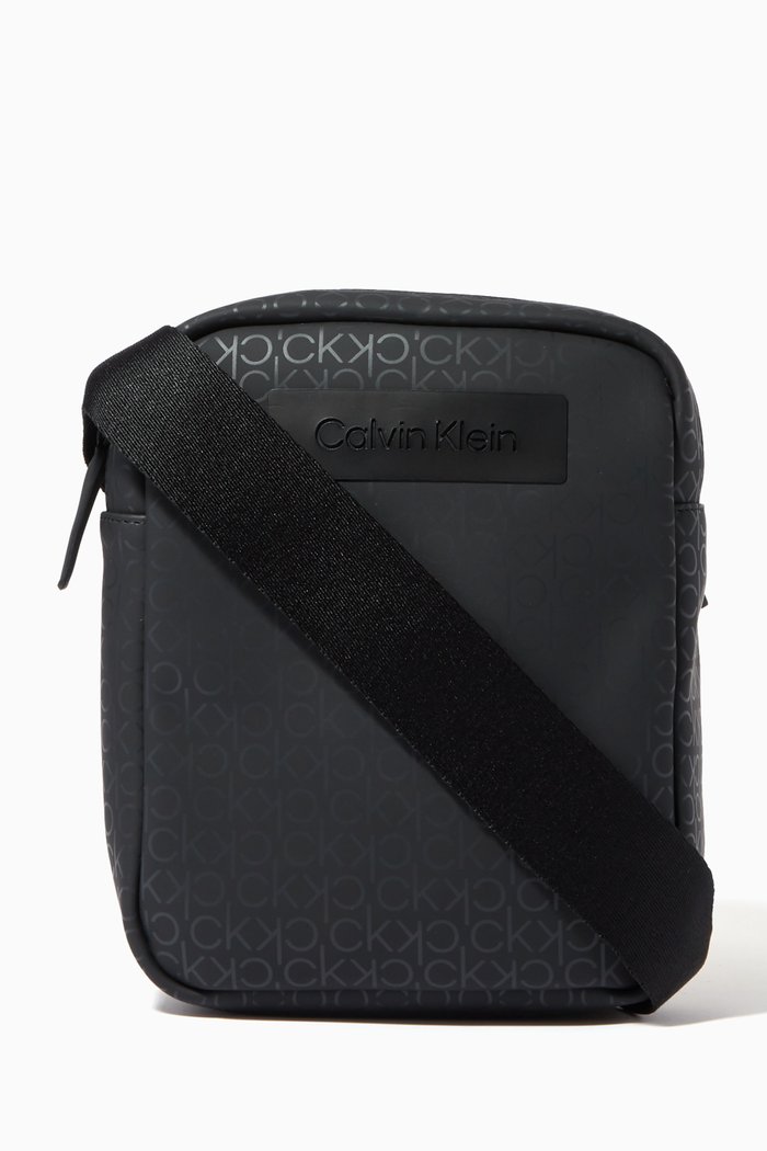 

Convertible Crossbody Bag in Faux Leather, Black