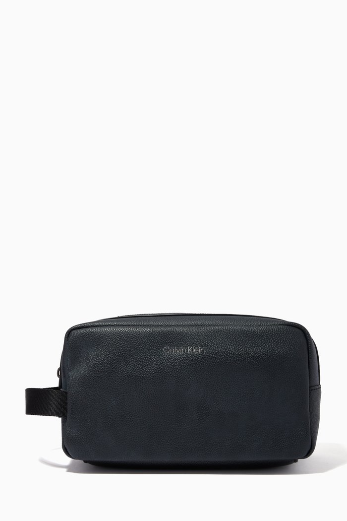 

Logo Wash Bag in Faux Leather, Black