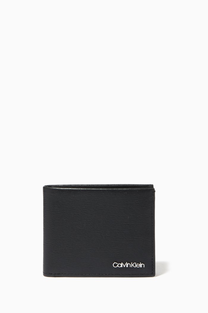 

Logo Bi-fold Wallet in Leather, Black