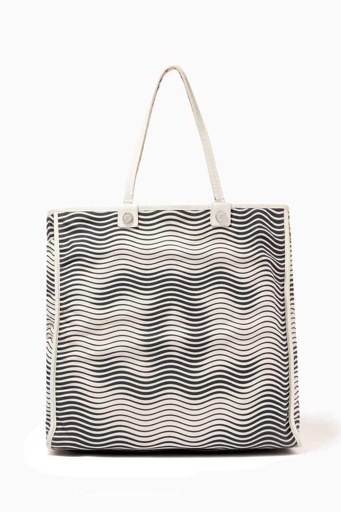 

CC Tote Bag in Magic Canvas, White