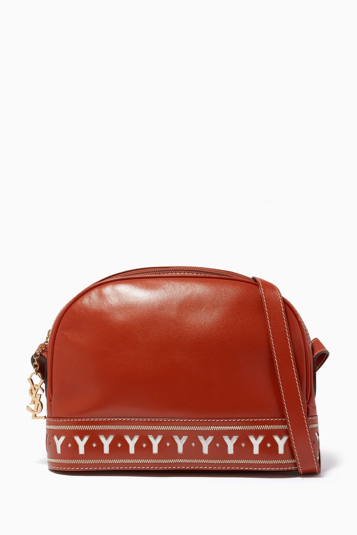 

Y-cut Crossbody Bag in Leather, Brown