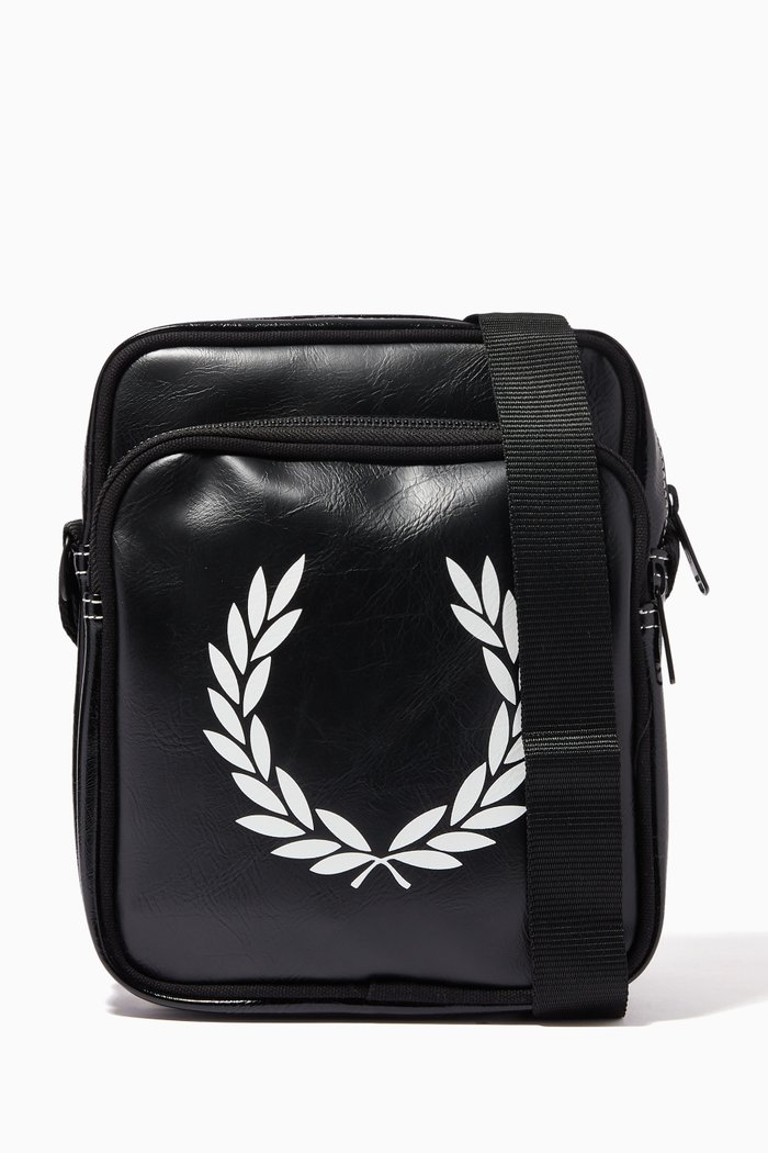 

Laurel Wreath Crossbody Bag in PU, Black