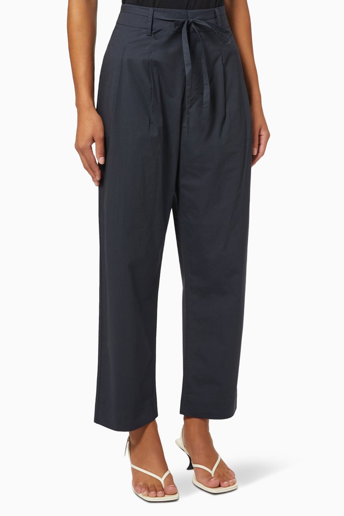 

Pleated Crop Pants in Cotton Poplin, Blue
