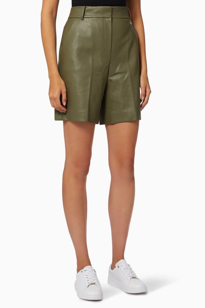 

Bijouu Shorts in Faux Leather, Green