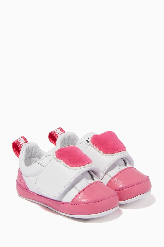 

Bear Logo Sneakers in Leather, White