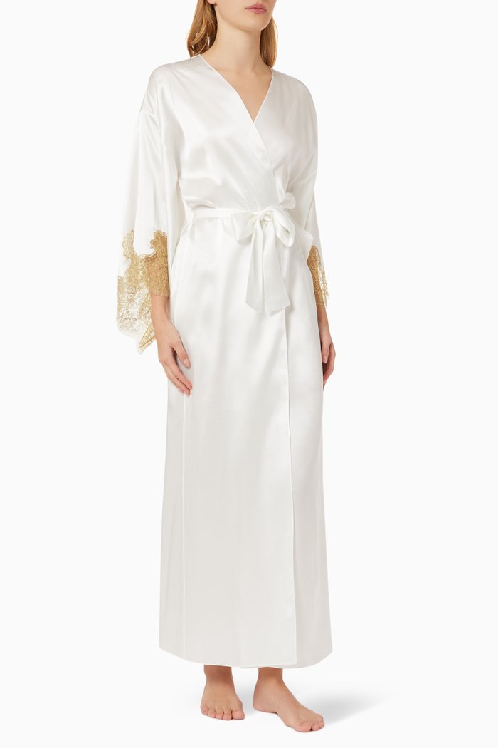 

Gina Lux Long Kimono in Silk, White