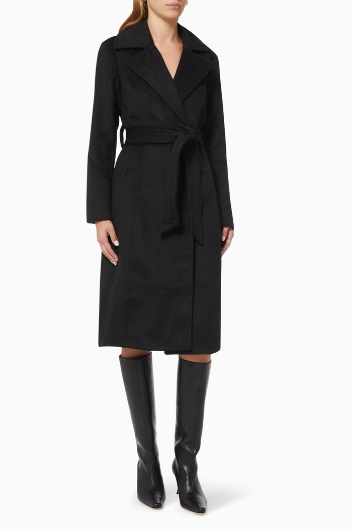

Yasdoria Coat in Wool Blend, Black