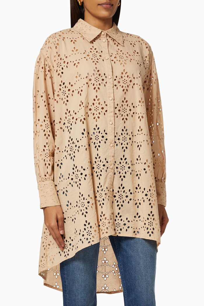 

Yasriveri Embroidered Shirt in Organic Cotton, Neutral