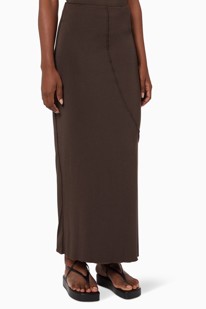 

Vana in Jersey, Brown