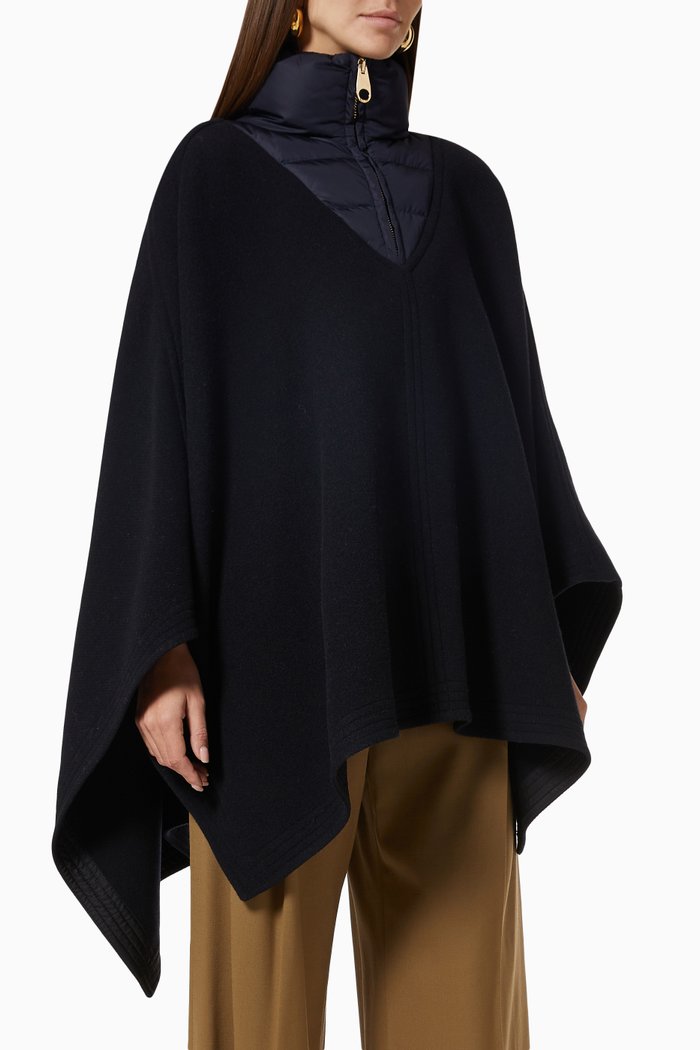 

Short Puffcho in Soft Wool Knit, Blue